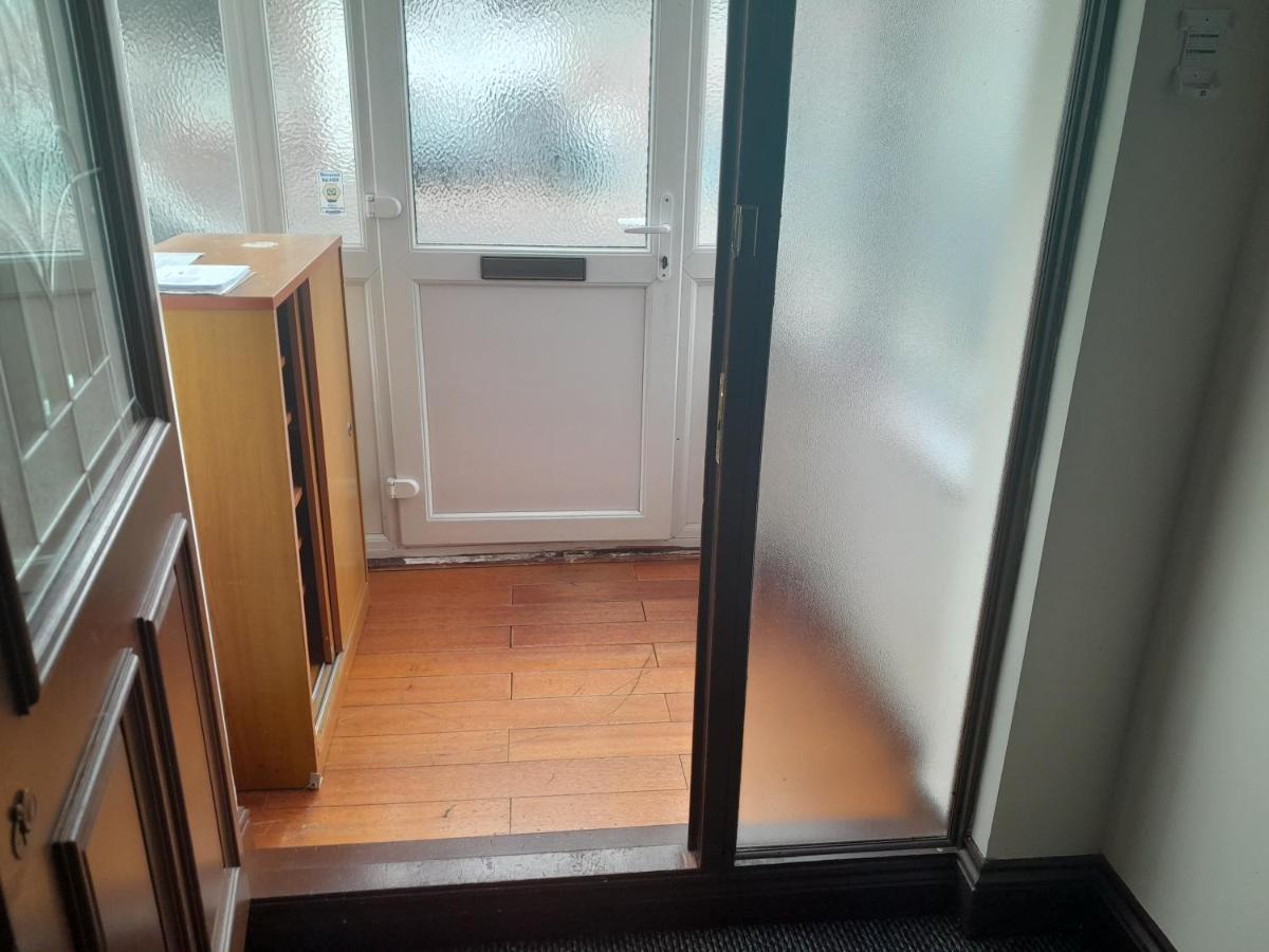 Apartamento Lovely 1-Bed Studio In Londres Exterior foto