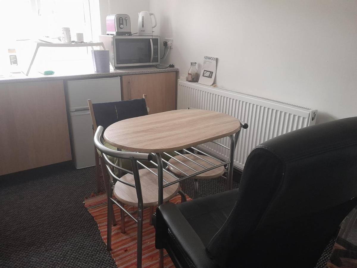 Apartamento Lovely 1-Bed Studio In Londres Exterior foto